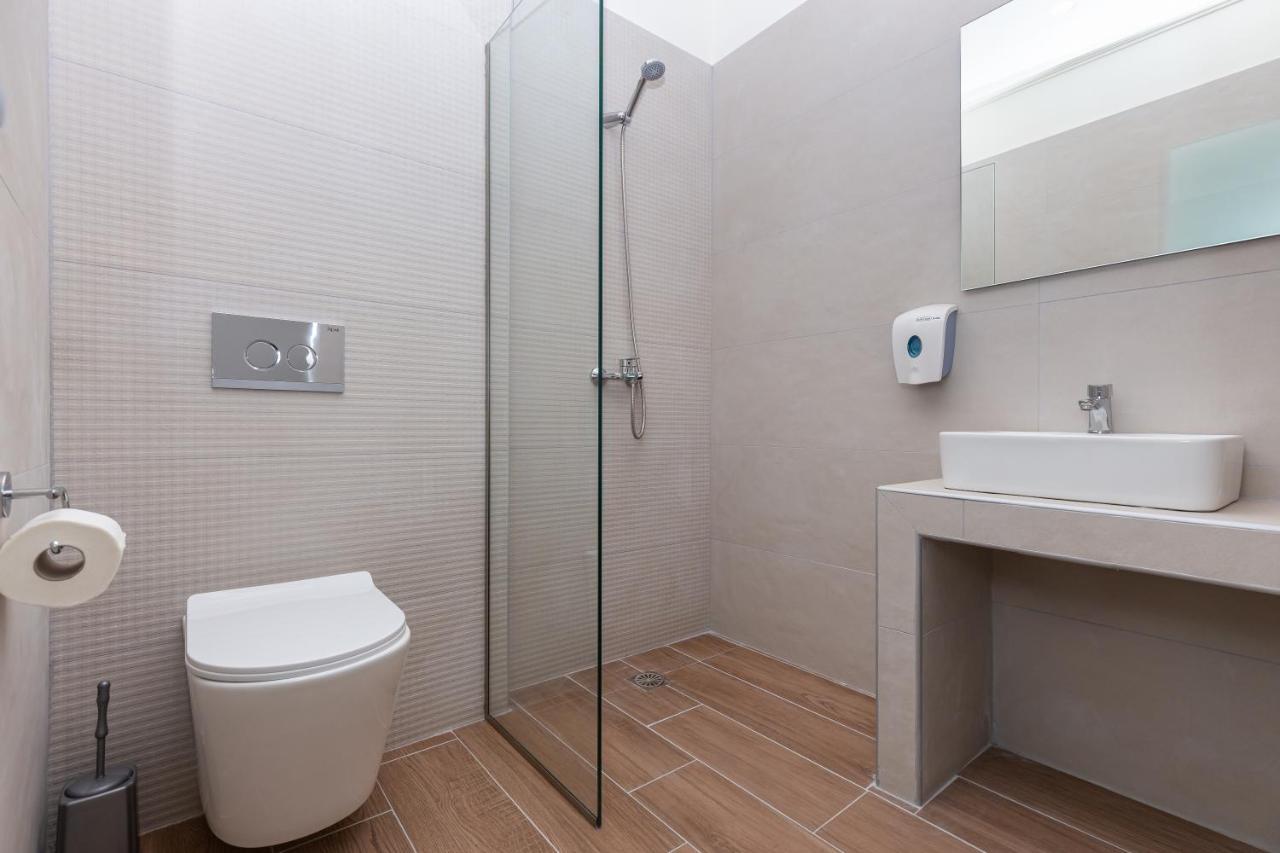 Aqua Luxury Suites By Estia Roda  Esterno foto