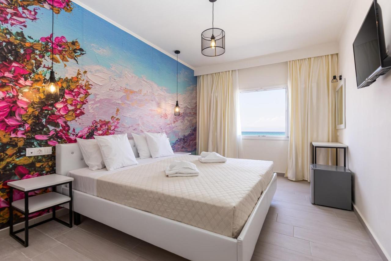 Aqua Luxury Suites By Estia Roda  Esterno foto