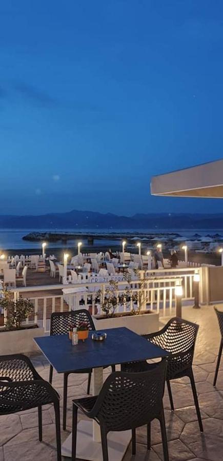 Aqua Luxury Suites By Estia Roda  Esterno foto