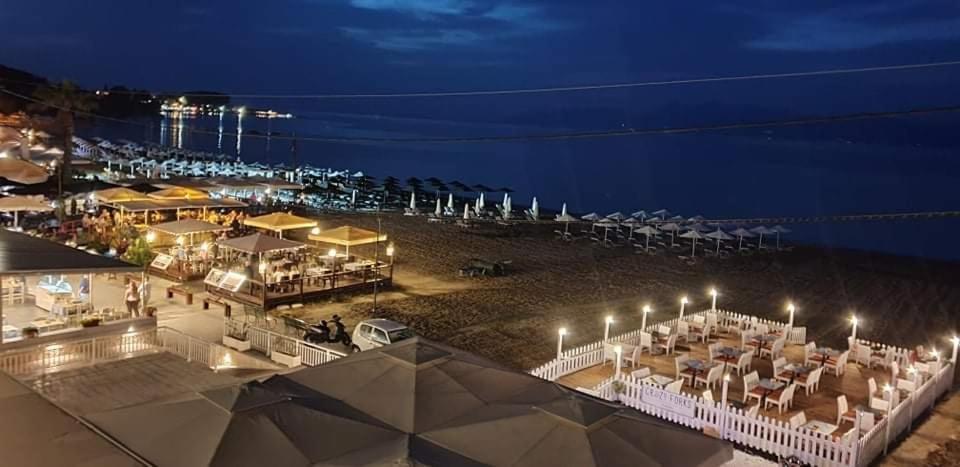 Aqua Luxury Suites By Estia Roda  Esterno foto