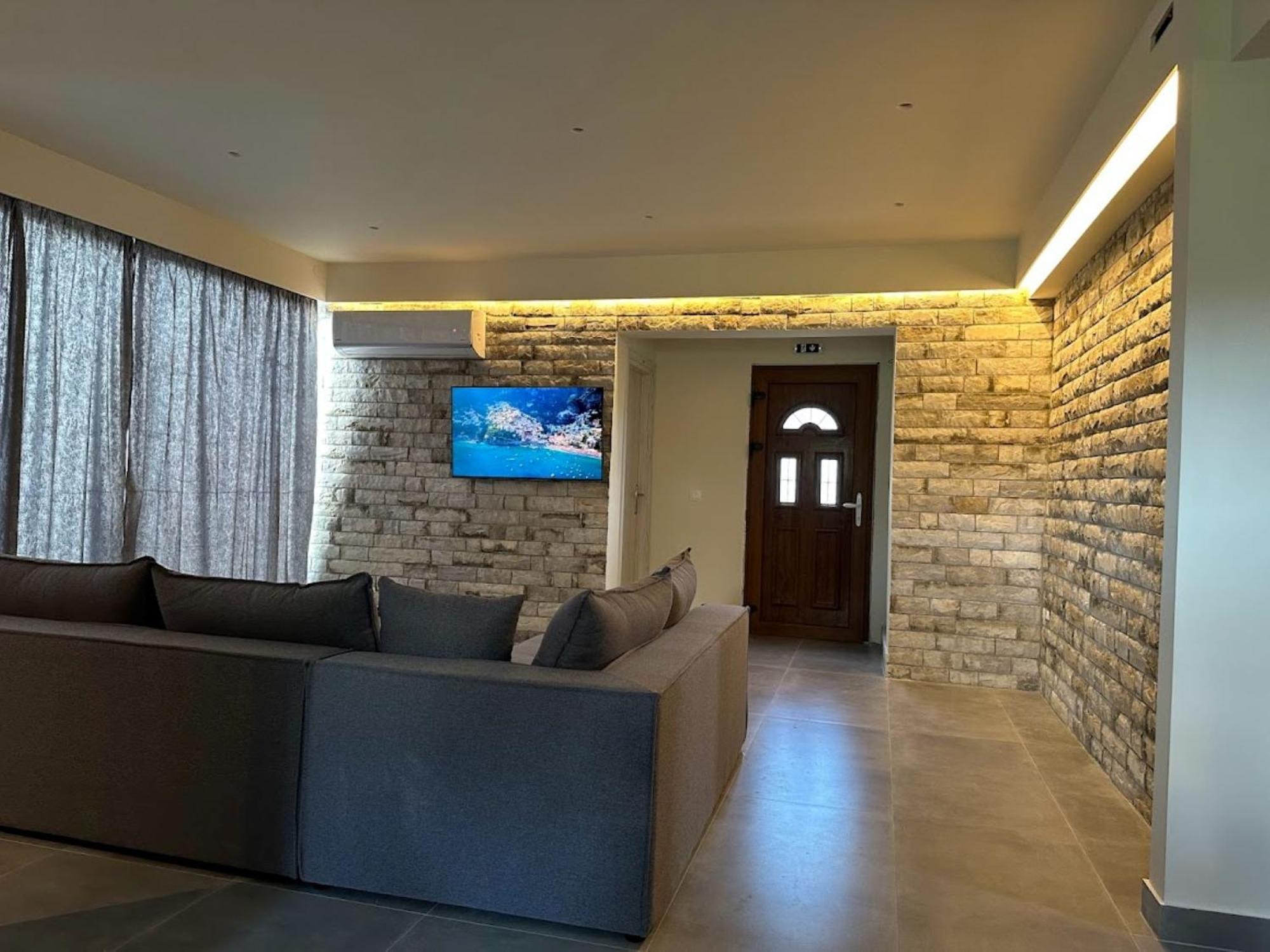 Aqua Luxury Suites By Estia Roda  Esterno foto